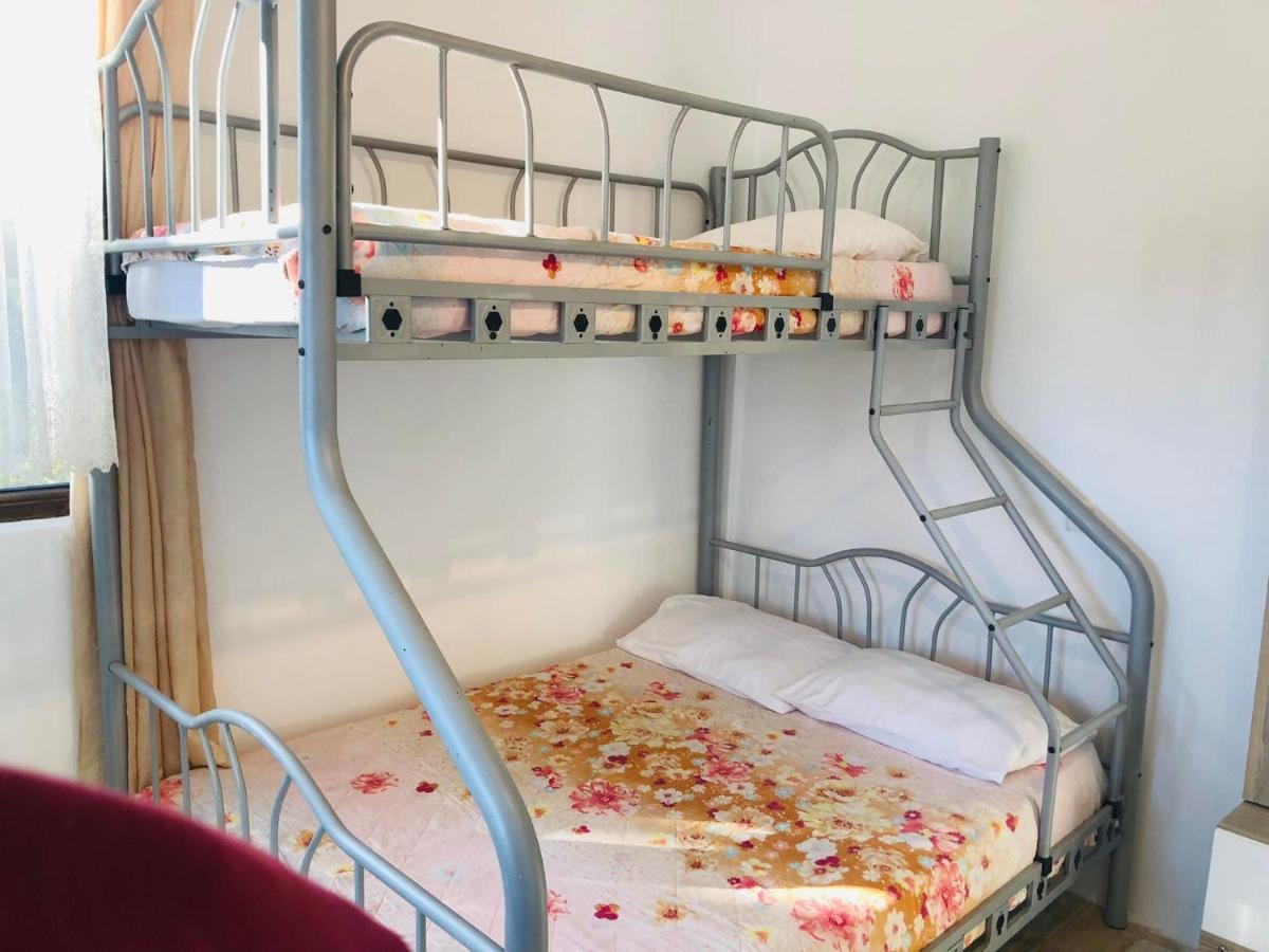 Bis-A Guesthouse Makhinjauri Luaran gambar