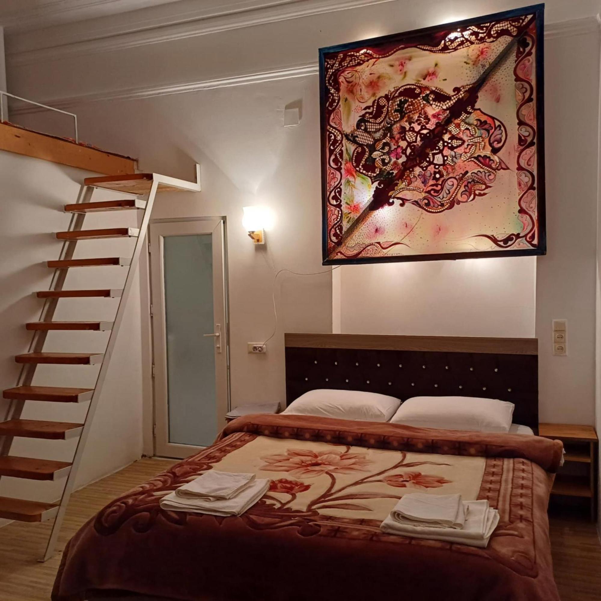 Bis-A Guesthouse Makhinjauri Luaran gambar