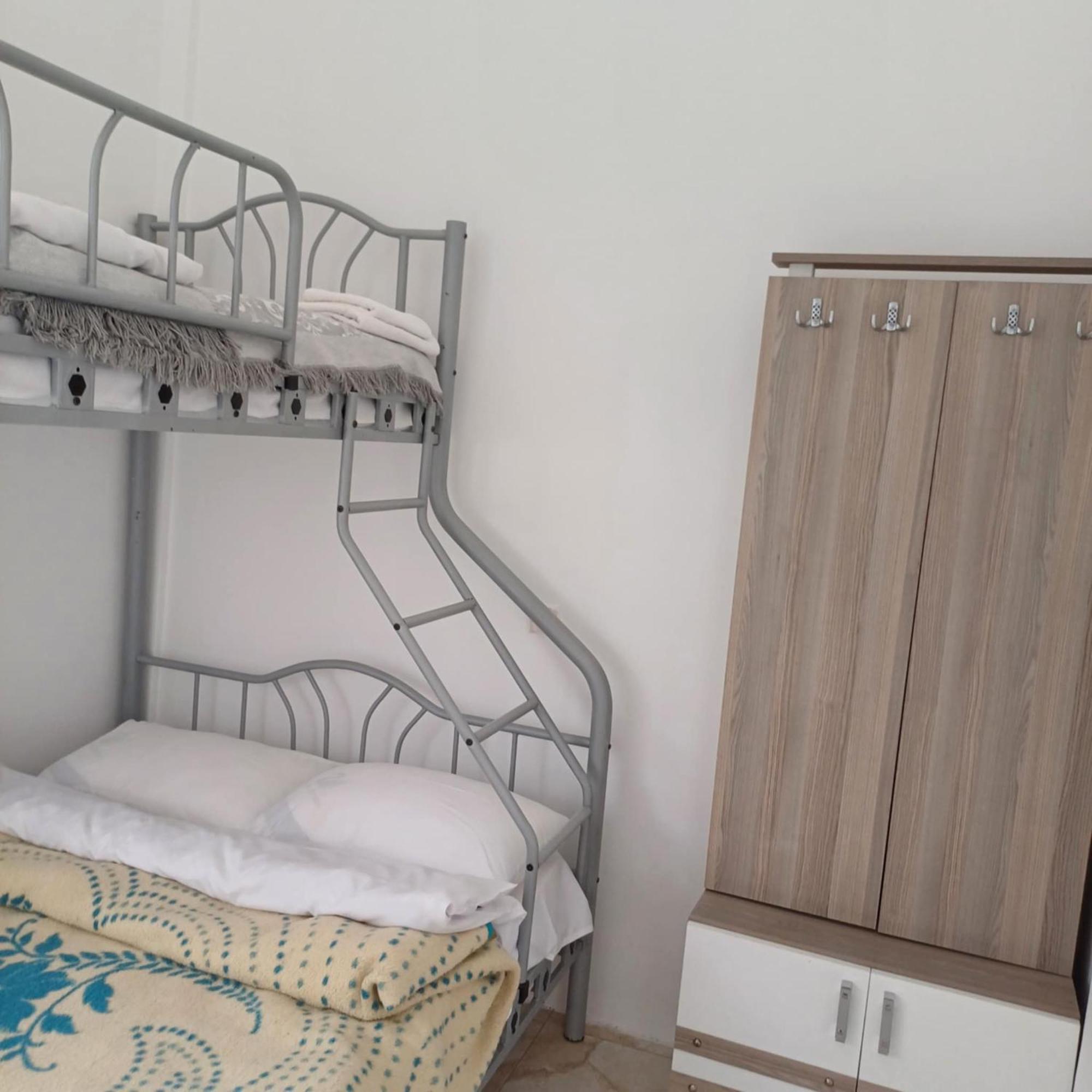 Bis-A Guesthouse Makhinjauri Luaran gambar