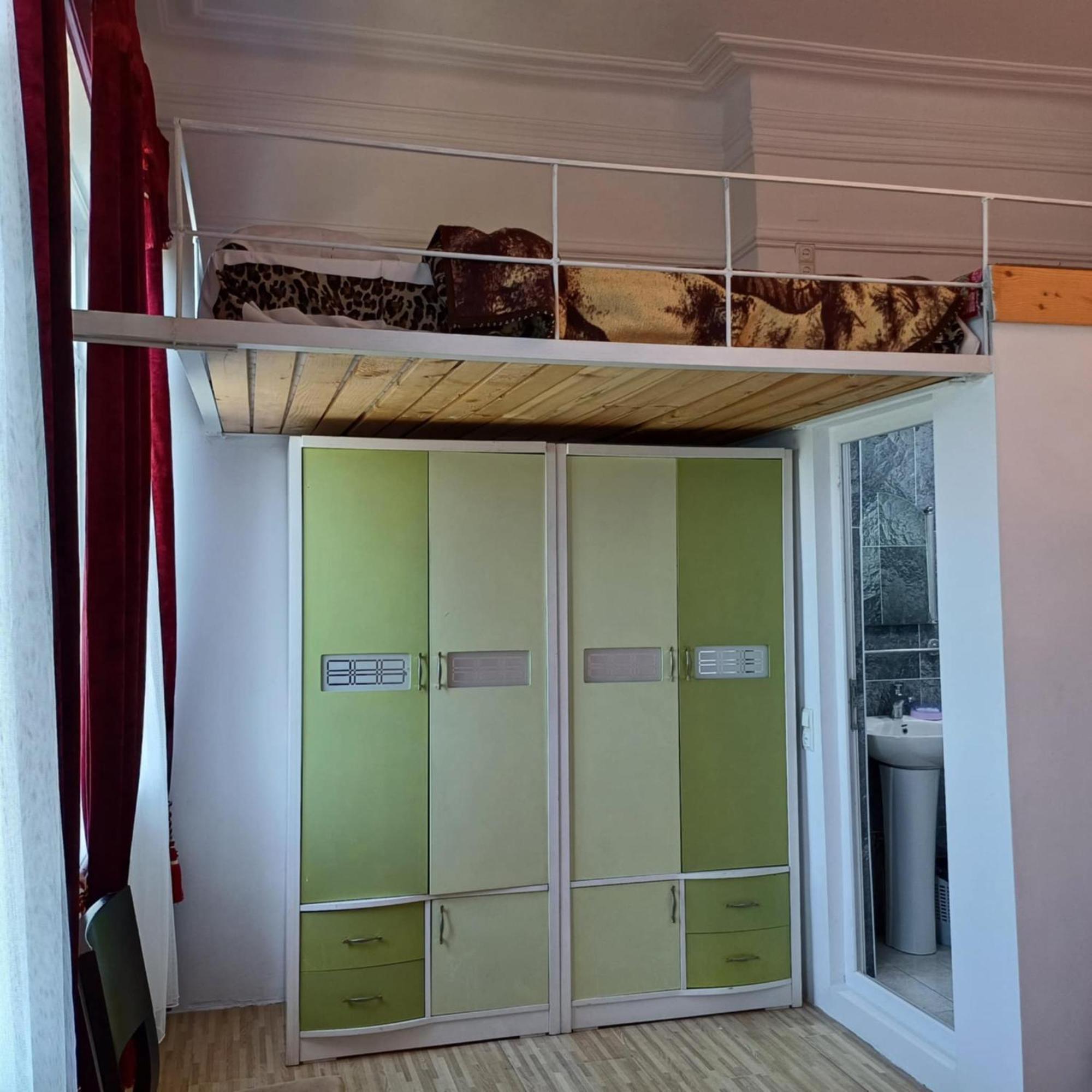 Bis-A Guesthouse Makhinjauri Luaran gambar