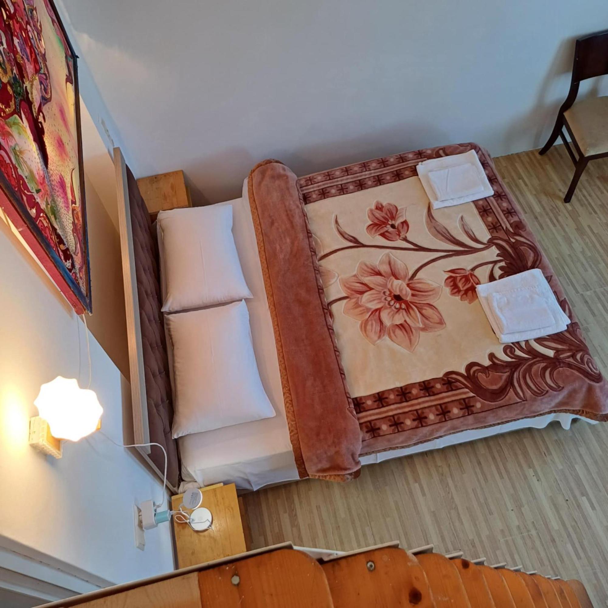 Bis-A Guesthouse Makhinjauri Luaran gambar